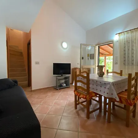 Ferienhaus In Recidence A 100 Metri Dal Mare Con Servizio Di Piscina A 100 Metri Vicino Cefalu *